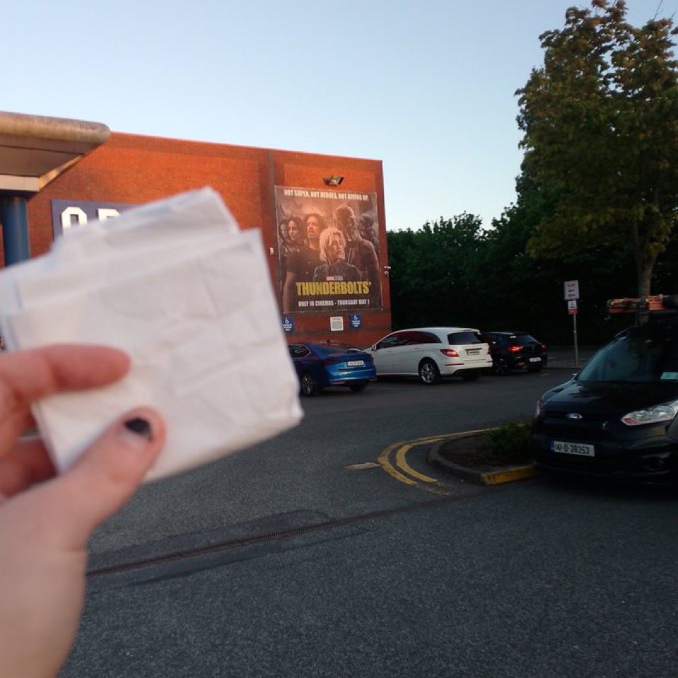 frickyuu's tweet image. It all started with that tweet man, #WeFappingToSuperman