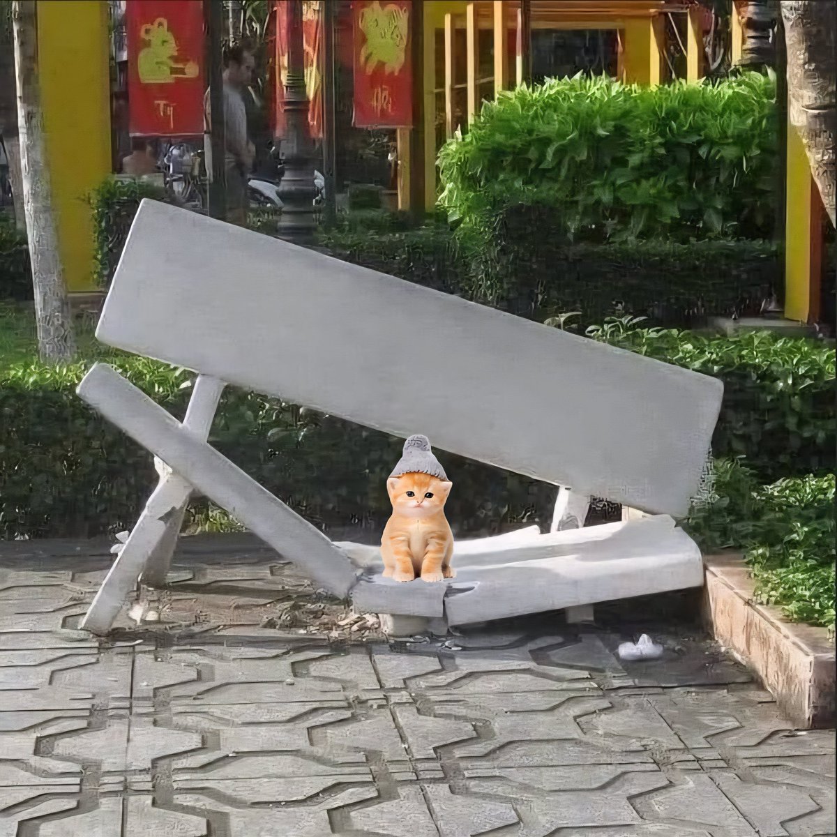 KWIFOG's tweet image. Saturdays are for breaking rules
I snuck outside the house for a stroll out in the town
Found this cool bench to jump up on and got a little carried away with jumping too much
Anywhos hope yall have a great Saturday! Love my friends!
Ok gotta zoom! Can’t be caught at the…