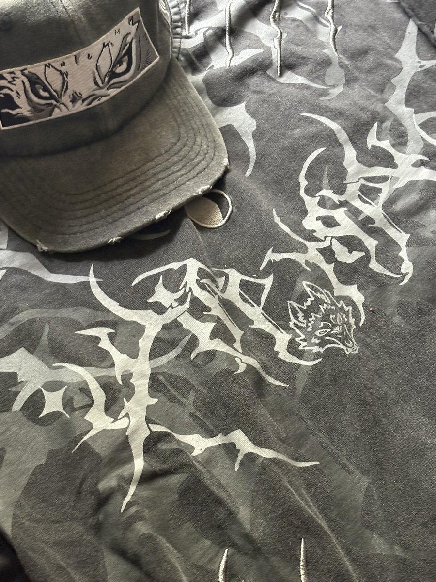 DomNomDotCom's tweet image. GOT THIS COOL SHIT FROM @YippYappWear !!!!!!!!🤍🖤