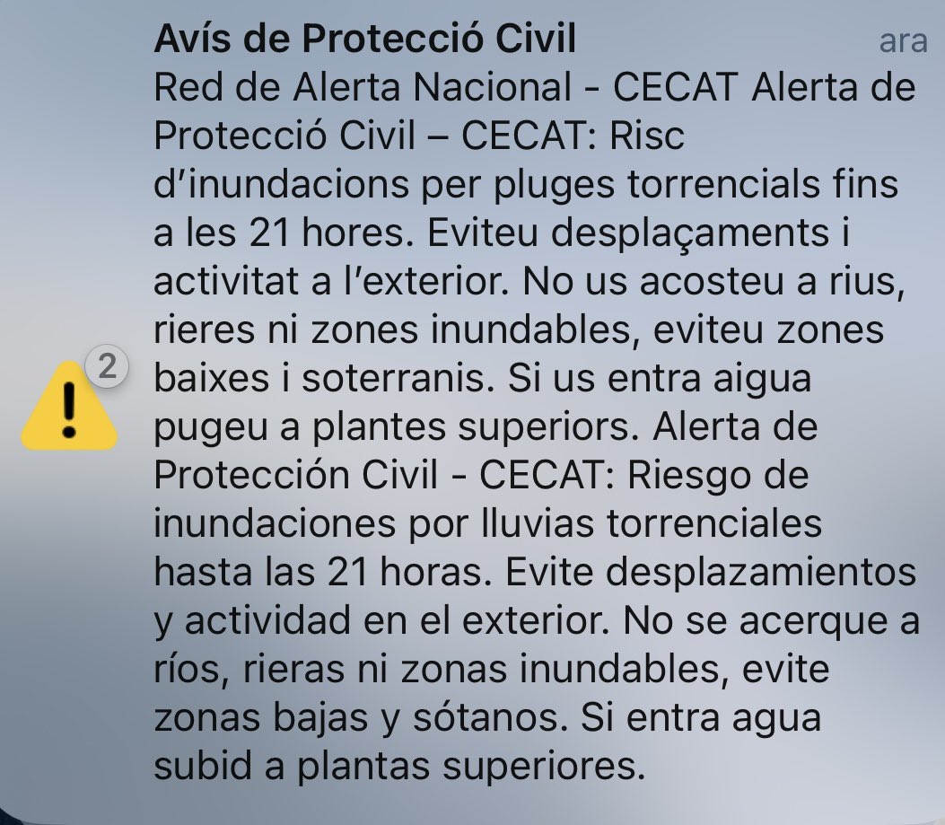 Setsols (@setsols) on Twitter photo Han fet saltar l’alarma als mòbils de tot Catalunya per un xàfec d’estiu, és acollonant. Per un putu xàfec d’estiu! Han fet saltar l’alarma als mòbils de tot Catalunya per un xàfec d’estiu, és acollonant. Per un putu xàfec d’estiu!