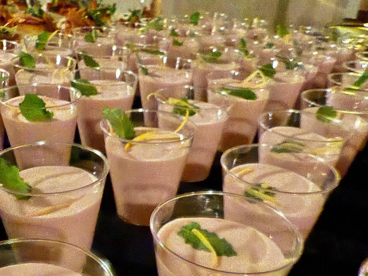 LMMCleveland's tweet image. .@Metro45Cafe had the great honor of catering last night’s performance of @ChagrinArts “Blind Injustice” @playhousesquare. Chef Scott &amp;amp; Chef Stacy did an amazing job feeding the crowd! See where Metro 45 is next &amp;amp; book for your event: metro45.com
#greatfoodbetterstory