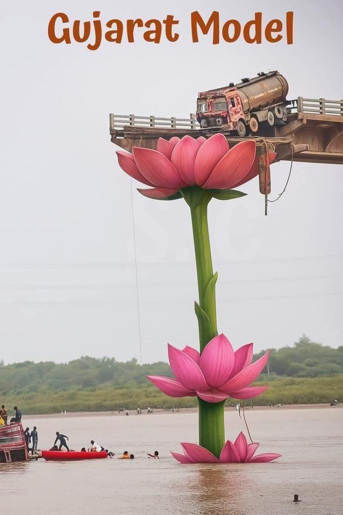 AbuLafir's tweet image. Gujarat Model bridge...
#ModiFoolsNation