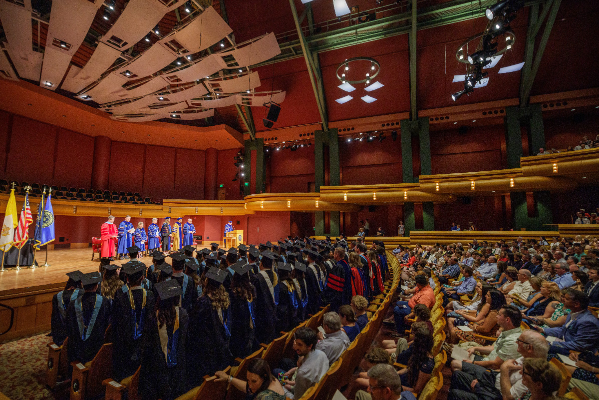 Happy Graduation Day! We are excited to honor the ACE Teaching Fellows and Remick Leadership graduates today, and we invite you to join with us via livestream at 3:30pm.

Watch here: ace.nd.edu/livestream