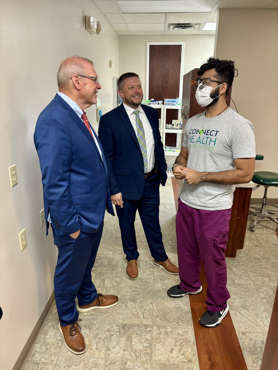 RepMGriffith's tweet image. The Martinsville-Henry County area is served by dedicated health care professionals, like those at Connect Health + Wellness. I am thankful for the opportunity to have toured their dental facility in Martinsville this week.
