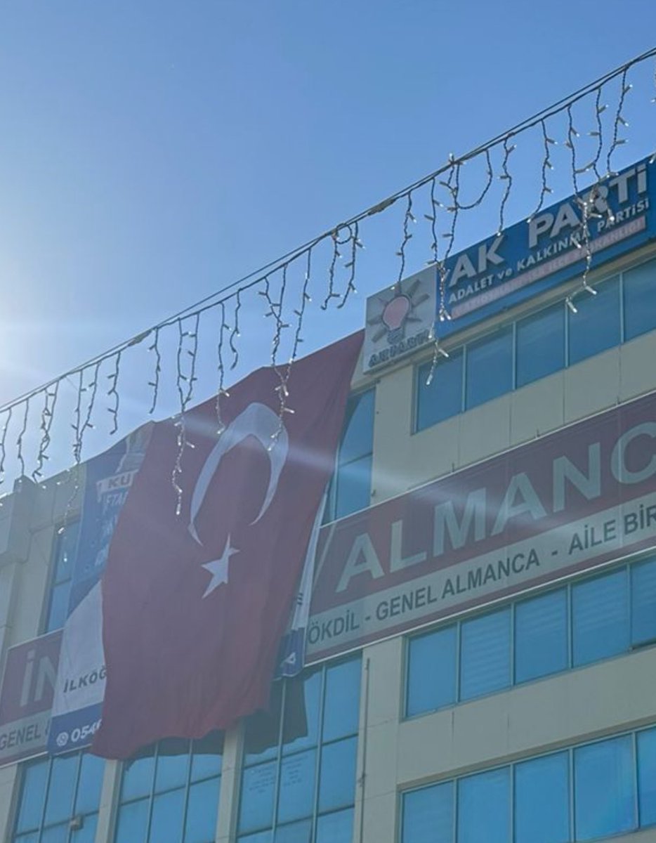 📌 Cumhurbaşkanımız Sayın Recep Tayyip Erdoğan’ın çağrısına yürekten kulak verdik; Gaziosmanpaşa İlçe Başkanlığımızda ay yıldızlı bayrağımızı gururla göndere çektik.

Haydi Gaziosmanpaşa, şimdi sıra sende!
Bayrağını as, istiklalin ve istikbalin yanında olduğunu göster!🇹🇷