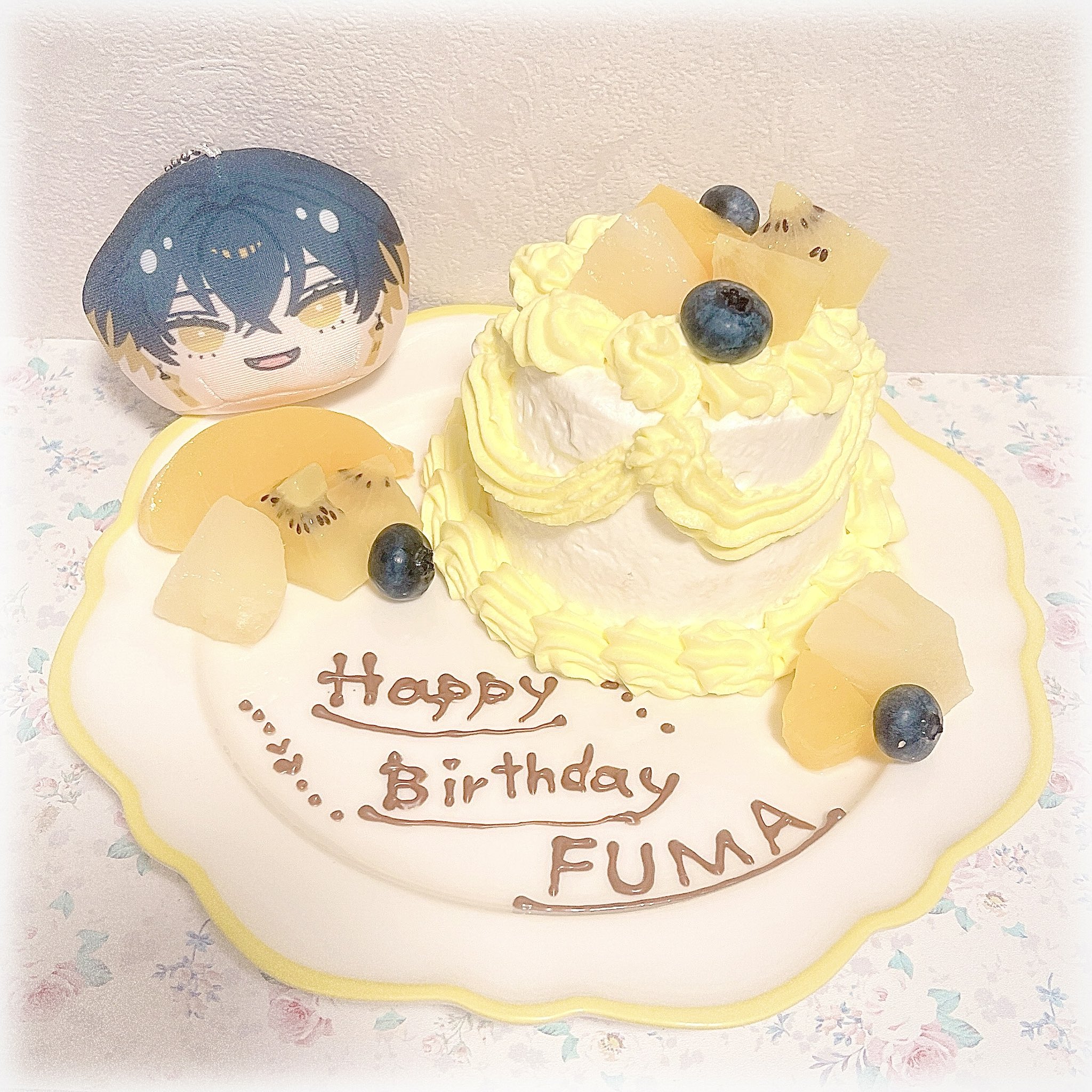 ma♪ページ♡まつかれ生誕祭ヒヨコ+LARMEケーキ み🐰꙳☄︎ on X