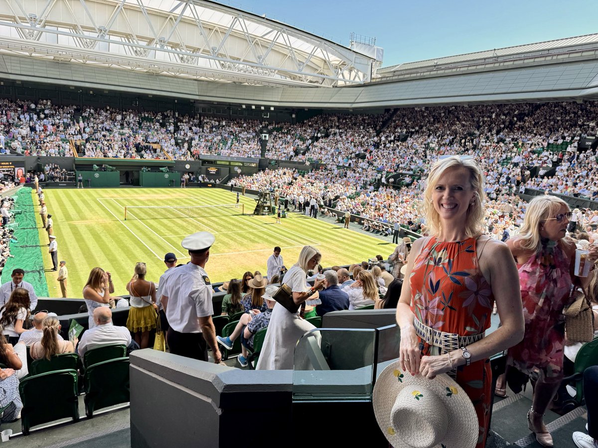 #Wimbledon
Excited!🔥 🍓 🎾