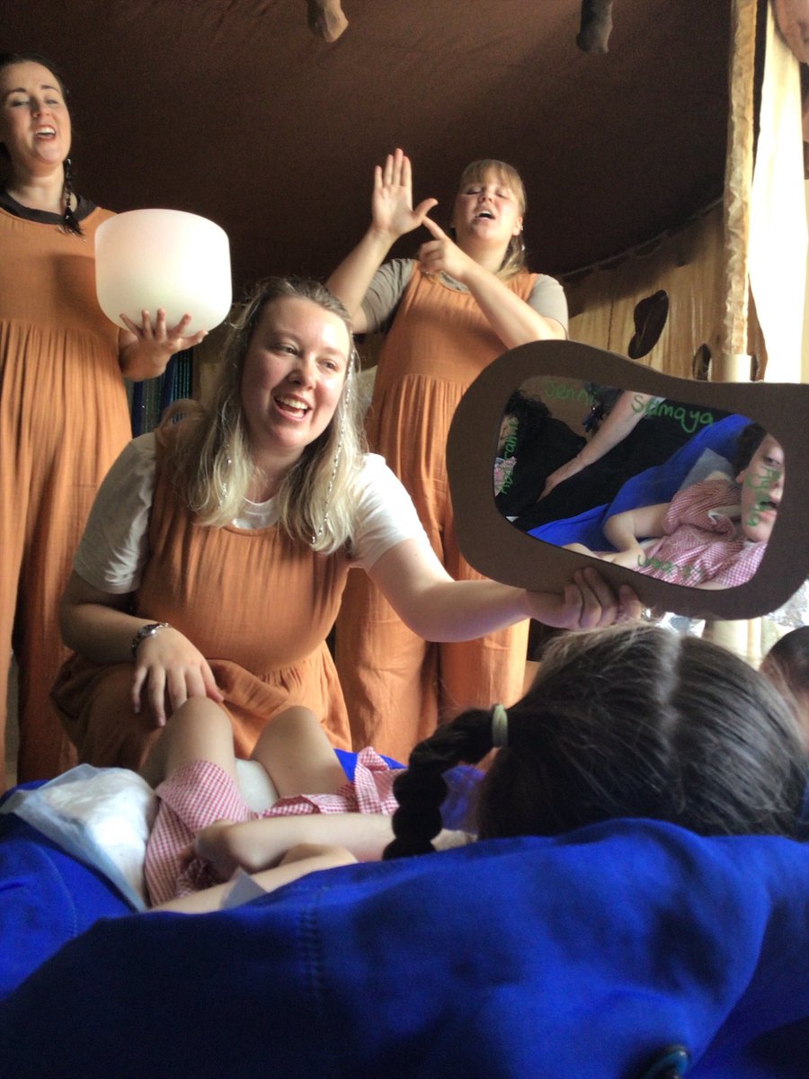 GreenFoldSchool's tweet image. A huge thank you to all @TheatreMoonbeam for a spectacular multi sensory performance this week - the children loved and so did we!
#MultisensoryLearning #PMLD #inclusion #TheOrchards #GreenFold π