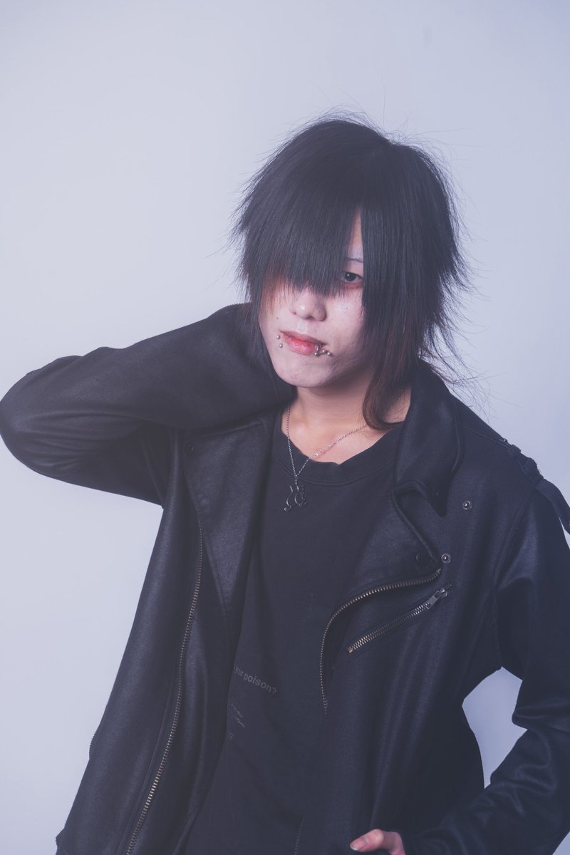 🦋個人アー写も更新！🔥