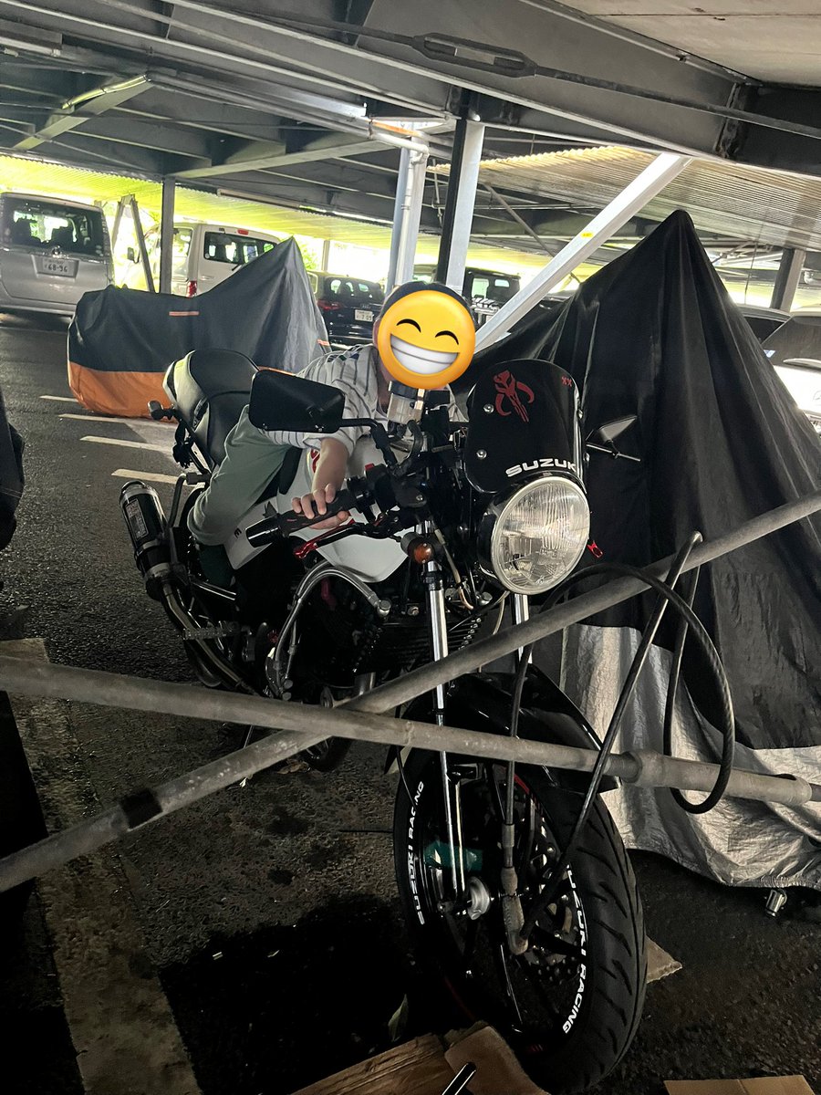 NAVE @RT Green Ꮤorm (@k_nave) on Twitter photo 息子(4)
『ブゥーン!ギュィーン!』
『パパー!バイクってカッコ良いね!』
うん…そうだね〜🙂
(俺(40)もたまに同じ様な事してる時あるなぁw) 息子(4)
『ブゥーン!ギュィーン!』
『パパー!バイクってカッコ良いね!』
うん…そうだね〜🙂
(俺(40)もたまに同じ様な事してる時あるなぁw)