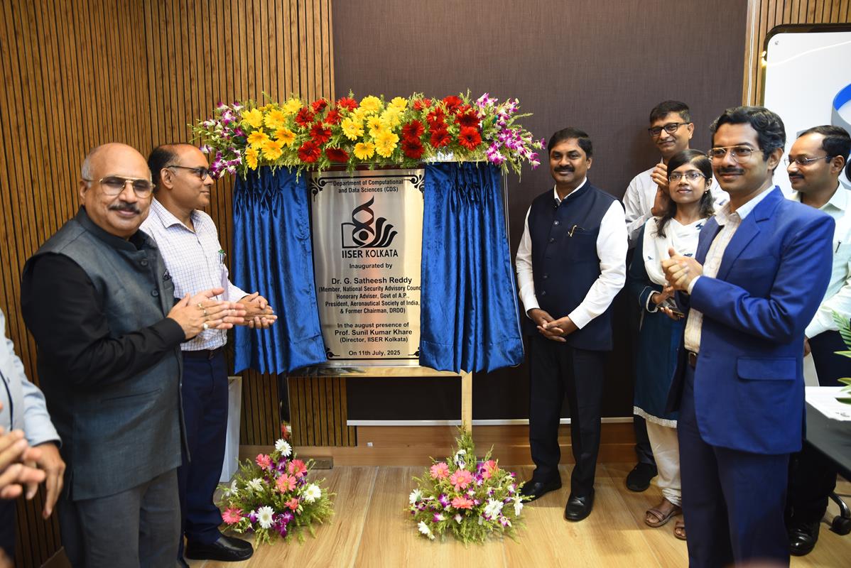iiserkol's tweet image. On the occasion of the Institute Foundation Day, the Chief Guest, Dr. G. Sateesh Reddy, Former Chief DRDO also launched the new BS-MS programme in Computational and Data  Science to commence from the ensuing academic session.

@EduMinOfIndia @nawegate @skkhare781 @priyank_june