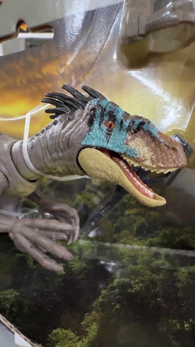 NEW TOY ARRIVAL: Zora Bennet &amp; Velociraptor from Jurassic World Rebirth

youtube.com/shorts/2rE9mh5…