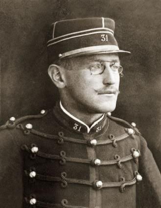 🇫🇷 Plus de 120 ans après, l'affaire Dreyfus reste un rappel puissant : la République se tient toujours du côté de la vérité et de la justice, contre la haine et l'antisémitisme. 

L'instauration d'une journée de commémoration le gravera dans nos mémoires.

elysee.fr/emmanuel-macro…