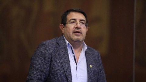 El Consejo de Administración Legislativa (CAL) negó este viernes, 11 de julio de 2025, el pedido de licencia sin remuneración presentado por Santiago Díaz Asque, asambleísta acusado de presunta violación a una niña de 12 años en Quito.