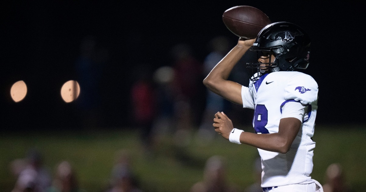 NEW on KSR+ 

2029 QB Ty Snell Hasn't Started High School Yet, But Kentucky Has Already Offered

READ (+): on3.com/sites/kentucky…