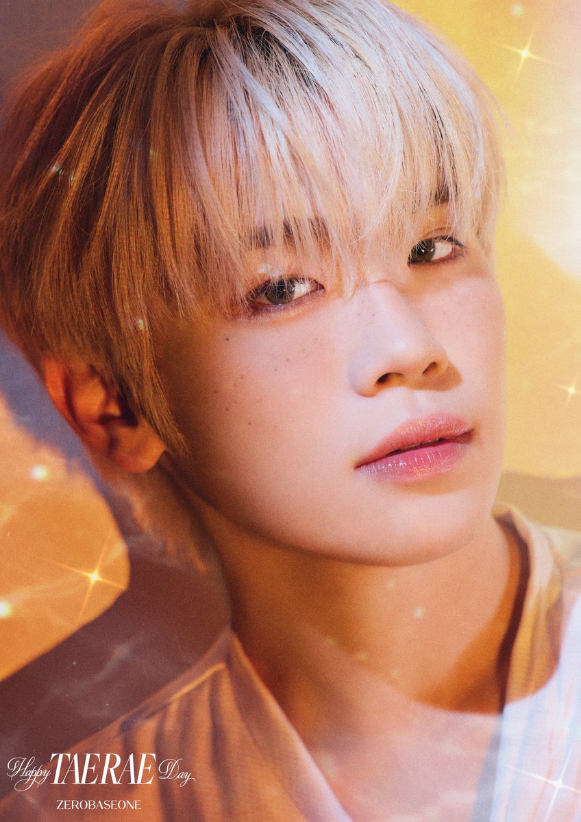 We wish Happy Birthday to TAE RAE♋️

태래의 생일을 축하합니다🌹

#ZEROBASEONE #ZB1 #제로베이스원 
#KIMTAERAE #김태래
#HAPPYTAERAEDAY