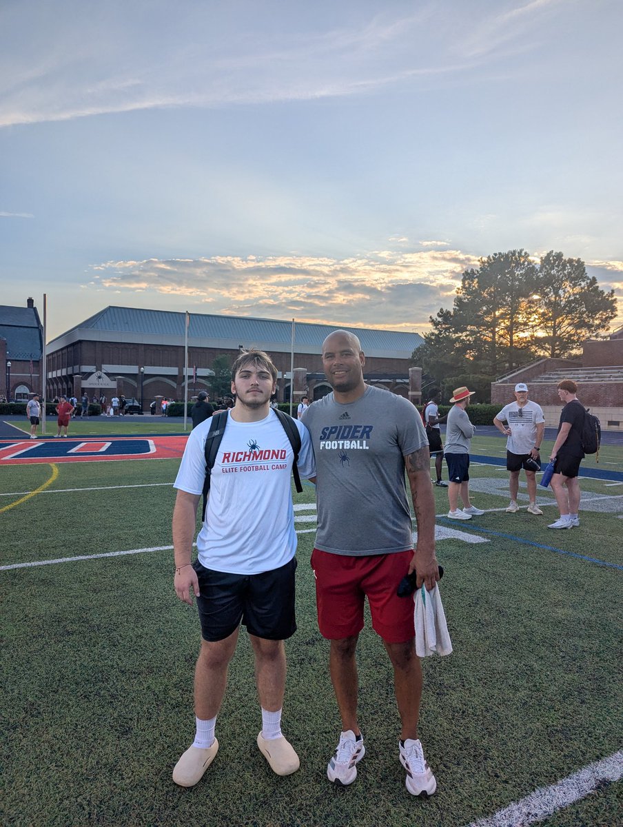 C_blev34's tweet image. Had a great time learning and competing at University of Richmond camp‼️‼️

@CoachM_Cummings 
@Its_Coach_A 
@cccavsfootball