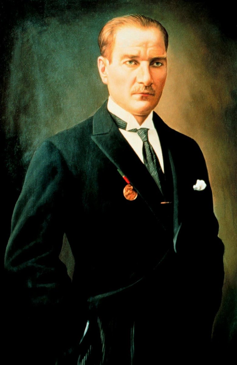 Yolun yolumuzdur.
Kurucu Önderimiz M.KEMAL ATATÜRK. 
YAŞASIN TÜRKİYE CUMHURİYETİ DEVLETİ. 
NE MUTLU TÜRK'ÜM DİYENE.