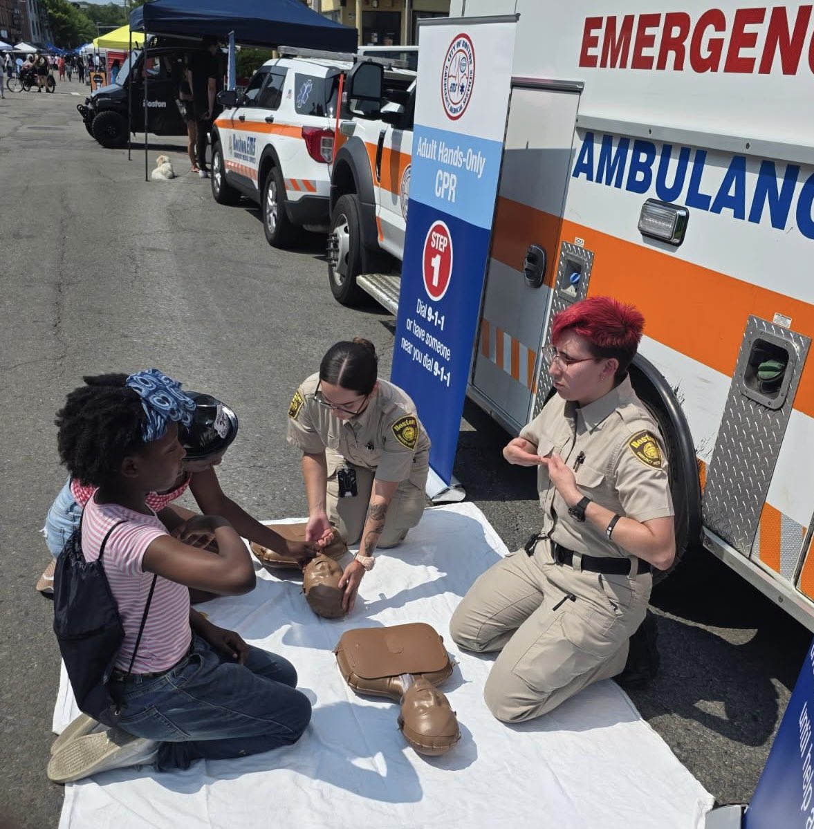 BOSTON_EMS's tweet image. Good morning from Open Streets in Roxbury! Our team is set up at 311 Blue Hill Ave offering free blood pressure checks and Hands-Only CPR demos. Stop by and say hello!
