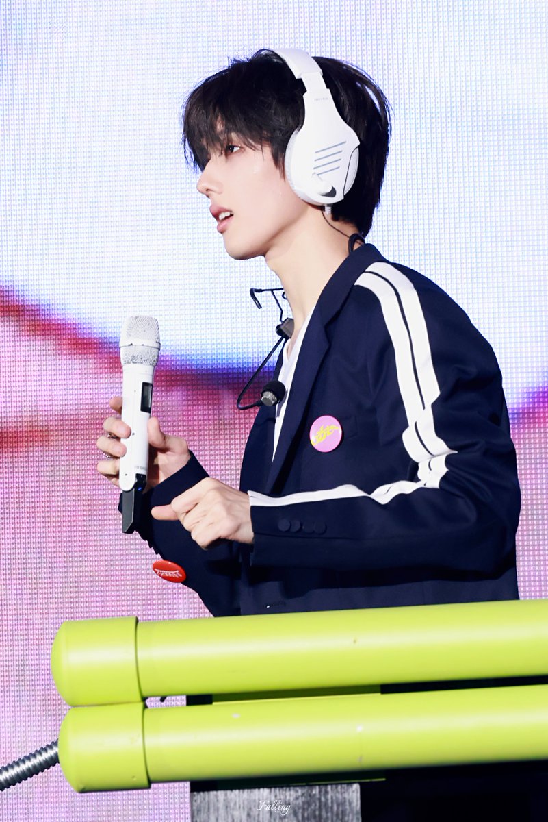 Falling_MianYin's tweet photo. 20250711 Rocket
왕자님이 반짝반짝 빛나네

#JSUNG #지성 #NCTDREAM #THEDREAMSHOW4 https://t.co/212i6Y8UvD