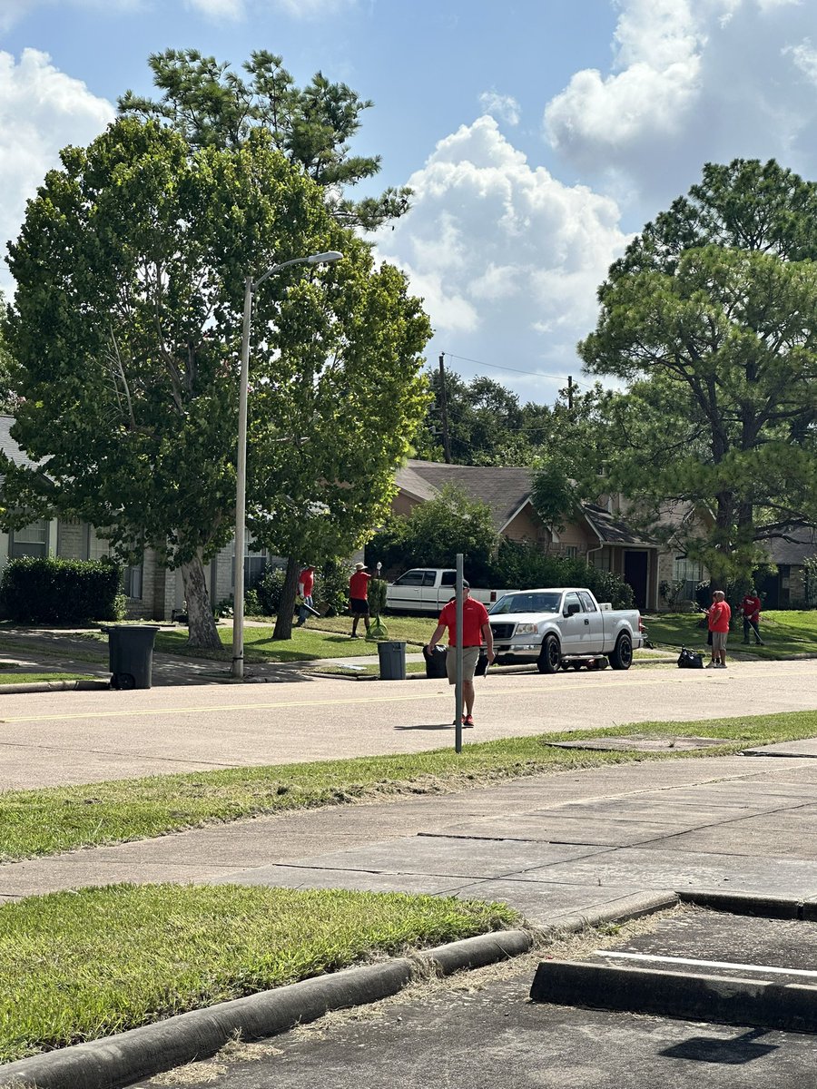 Mireya Lara (@mireyafromtx) on Twitter photo Beautification day at Rees provided by Your Story Church. #perfectpartnership #grateful <a href="/yschouston/">Your Story Church</a> <a href="/O_L_Mayers/">Dr. Onica L. Mayers</a> <a href="/TheExecEFFECT/">Dr. Cecilia Crear</a> <a href="/anthonymays5/">Dr. A. Mays</a> Beautification day at Rees provided by Your Story Church. #perfectpartnership #grateful <a href="/yschouston/">Your Story Church</a> <a href="/O_L_Mayers/">Dr. Onica L. Mayers</a> <a href="/TheExecEFFECT/">Dr. Cecilia Crear</a> <a href="/anthonymays5/">Dr. A. Mays</a>