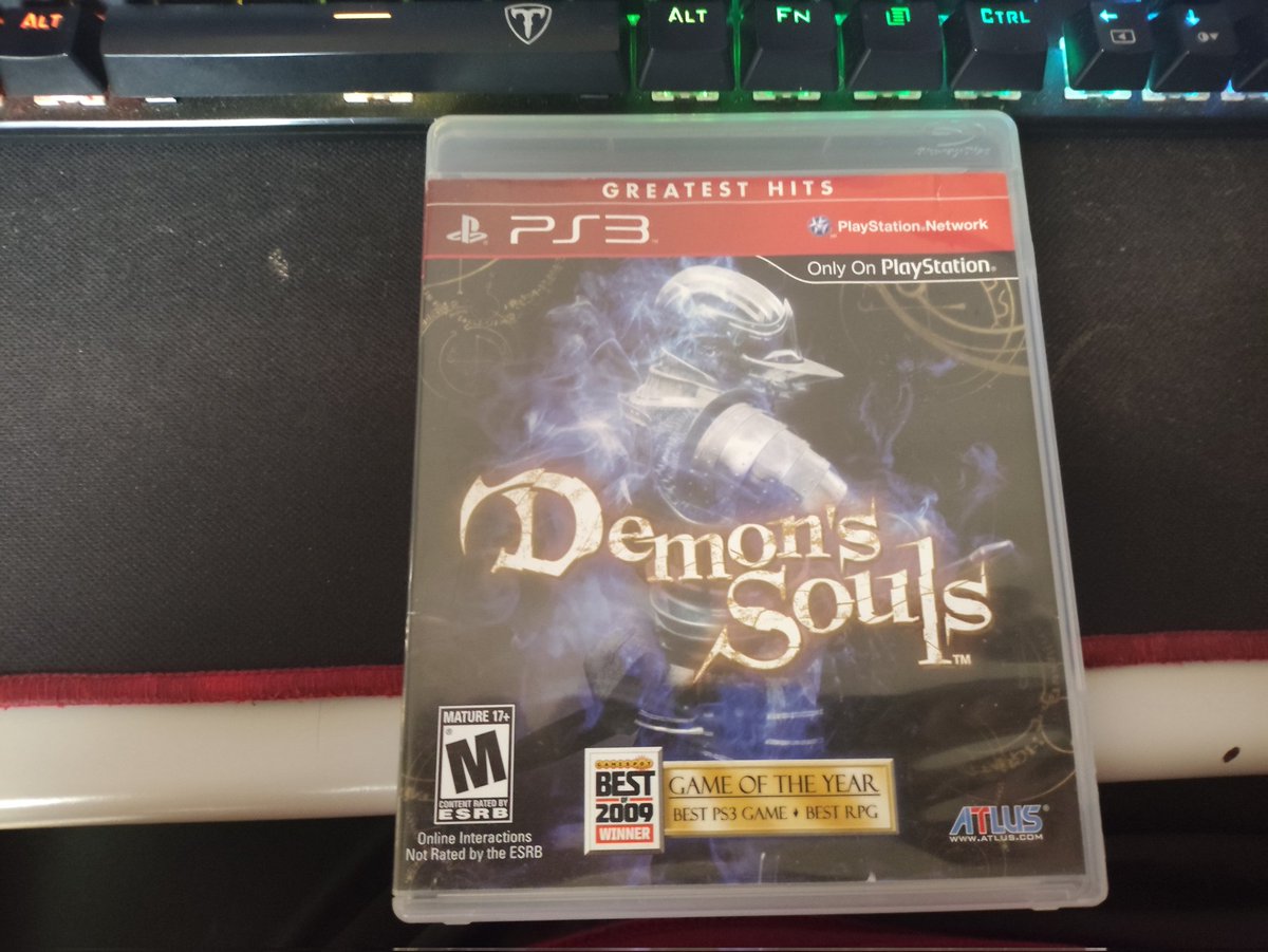 TioGordol4's tweet image. Consegui um demon souls de ps3 original por míseros 40 mangos