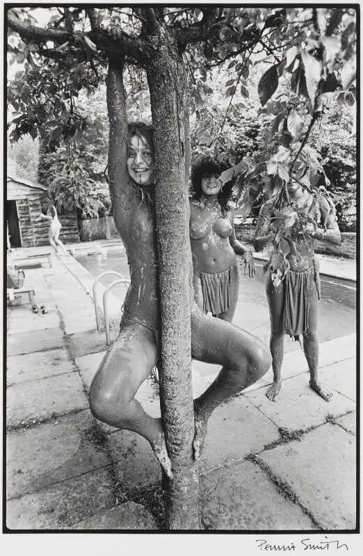 Ari-Up, Tessa Pollitt, Viv Albertine #TheSlits

Photographed by Pennie Smith.