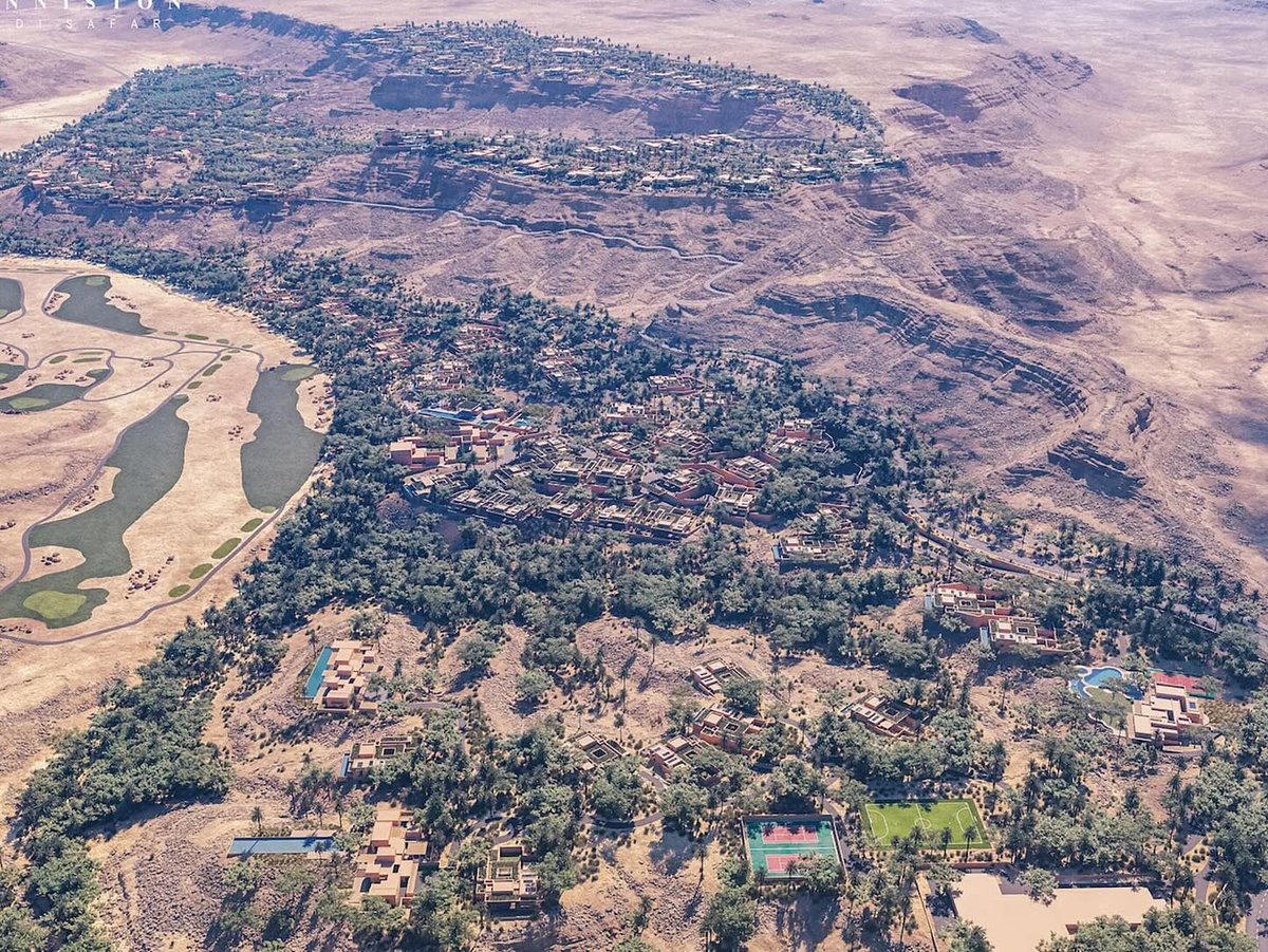 إن طابت النفس عافت كثر ما حبت
و أعوذ بالله.. من نفسي ليا طابت !!

رسمياً؛ صور حديثة تكشف عن لمحات أولية من تصاميم فلل وادي صفار السكنية "أحد أشهر روافد نجد"، و تتميز بطابع معماري محلي أنيق و فاخر مستوحى من طبيعة المكان 😻🤎

- فلل الأمان | وادي صفار، الرياض 🇸🇦✨