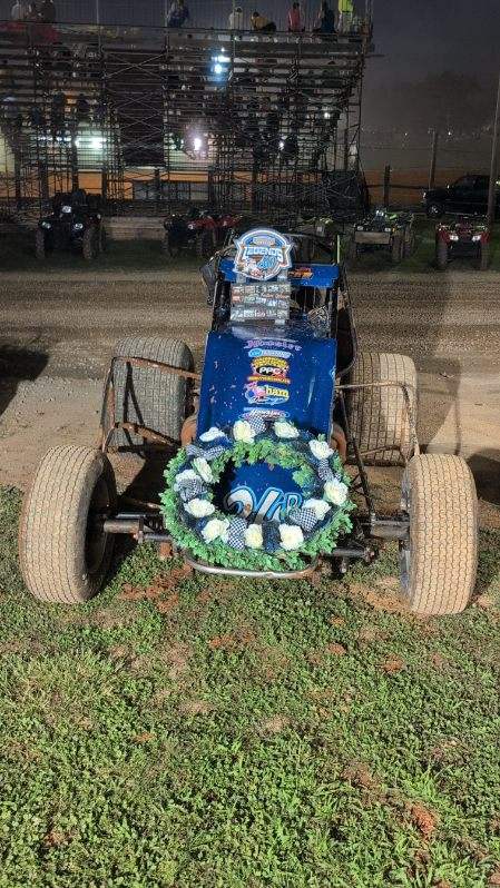 <a href="/Tye_Mihocko/">Tyson</a> 🏆🏁
50 lap legends race 
Bloomington Speedway 
<a href="/jpmotorsports24/">Jamie&Michelle Paul</a>