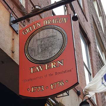 DJWFoundation's tweet image. The original Green Dragon Tavern, in operation as early as 1712 and located on Union Street in Boston’s North End, attracted customers with a metal (possibly copper) sign in the shape of a dragon over its door. It was a community center with the tavern downstairs. In January…