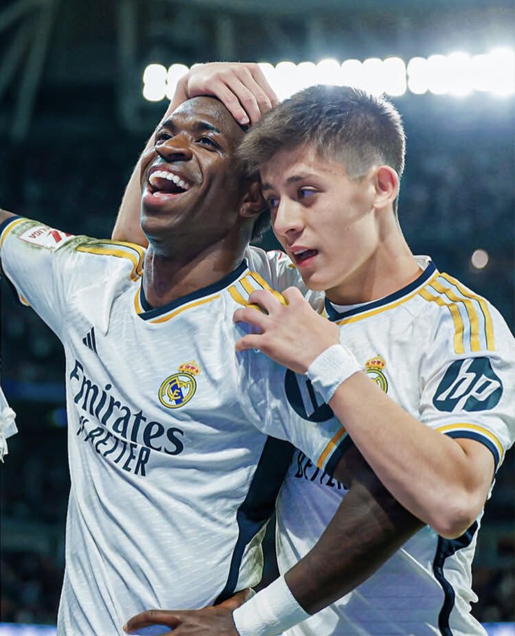 Feliz cumpleaños mi amigo 🎂🤍🤍