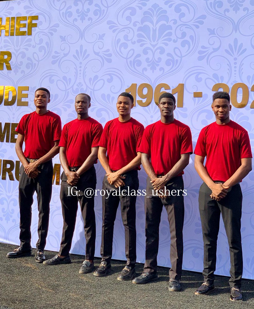 RoyalClassUsher's tweet photo. Masters of waiter service.
#waiters #waiterservice #drinksservice #royalclassshers #ushers #eventstaff #eventstaffingagency #explore https://t.co/zICLrT1jRc