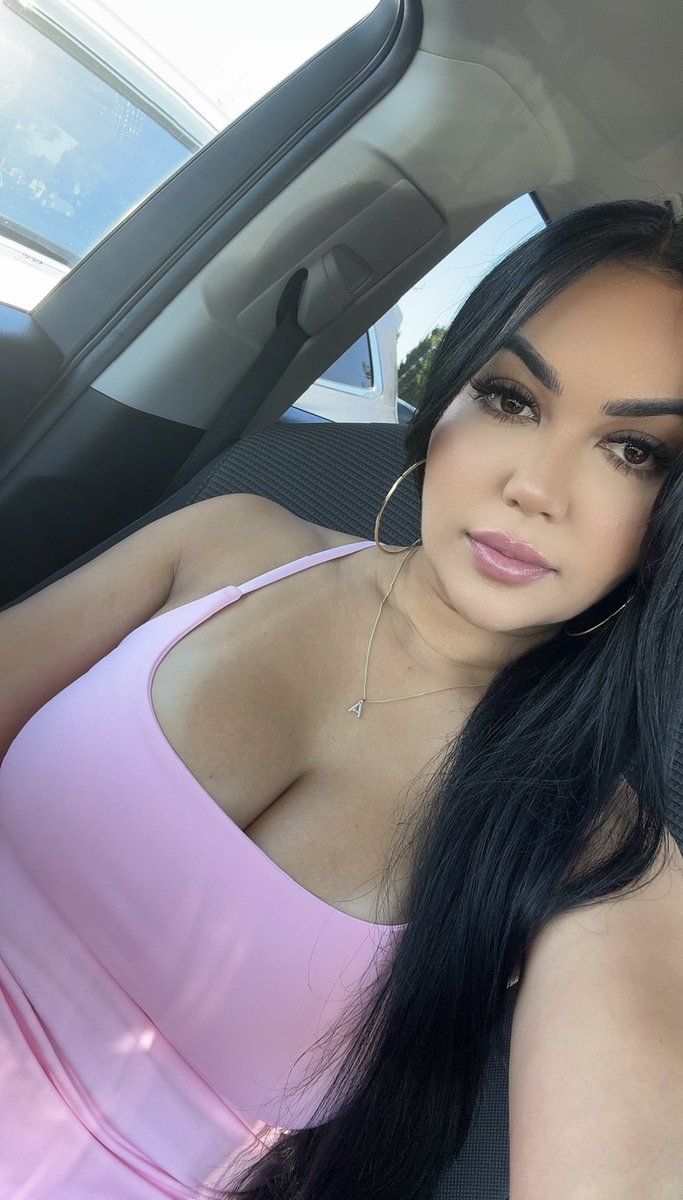 Happy Friday 🍾🥳

Yesterday we went 3-1 +1.8U🤑

I’m 55-25 (68.6% Winning percentage🎯)+38.92 units the last 19 days😇

Im the hottest female capper on X 👩‍🏫🔥

50 likes❤️and retweets plus 20 comments✍🏼for my full MLB card posted on my page for free😇

Let’s stay winning 😘