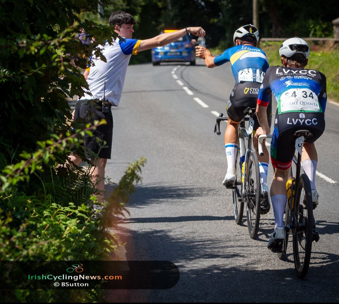 Iced water at <a href="/JTIreland1/">Junior Tour Ireland</a> sure where would you get that kinda service. 👍👍😉😉 <a href="/CyclingLeinster/">CyclingLeinster</a> #jti25