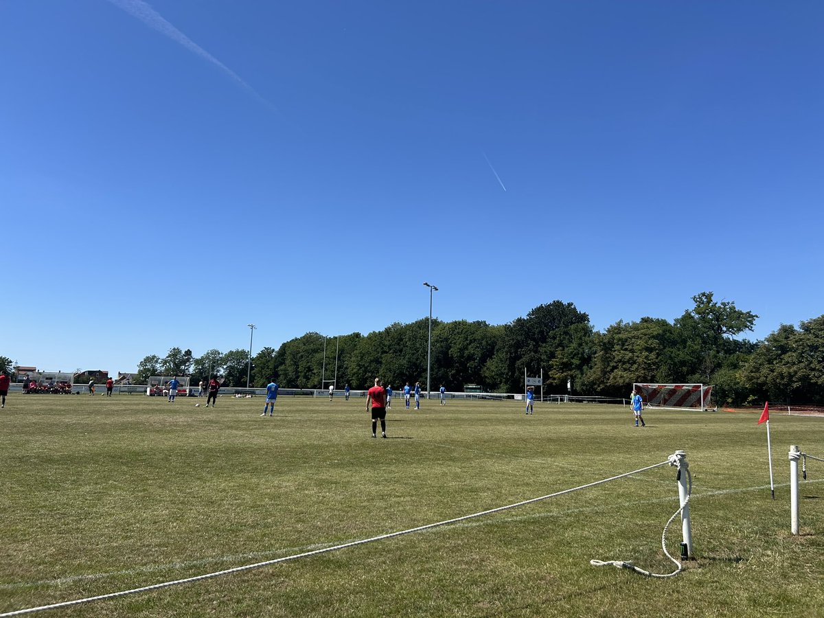 Roydon Football Club (@roydonfc) on Twitter photo A good run out for the Saturday team today at Bishop’s Stortford Swifts.
A 1-1 draw with Jordan Handscomb getting the goal.
🔵⚽️🔵⚽️🔵⚽️ A good run out for the Saturday team today at Bishop’s Stortford Swifts.
A 1-1 draw with Jordan Handscomb getting the goal.
🔵⚽️🔵⚽️🔵⚽️