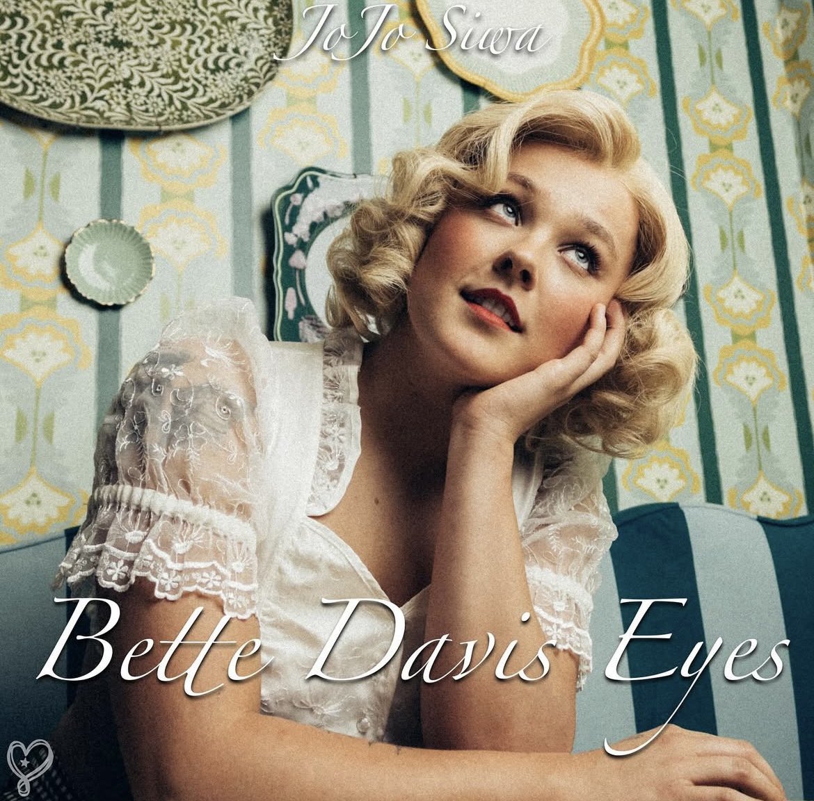 "Bette Davis Eyes" by JoJo Siwa debuts at #1 on Global Spotify with 9.15 million streams.
