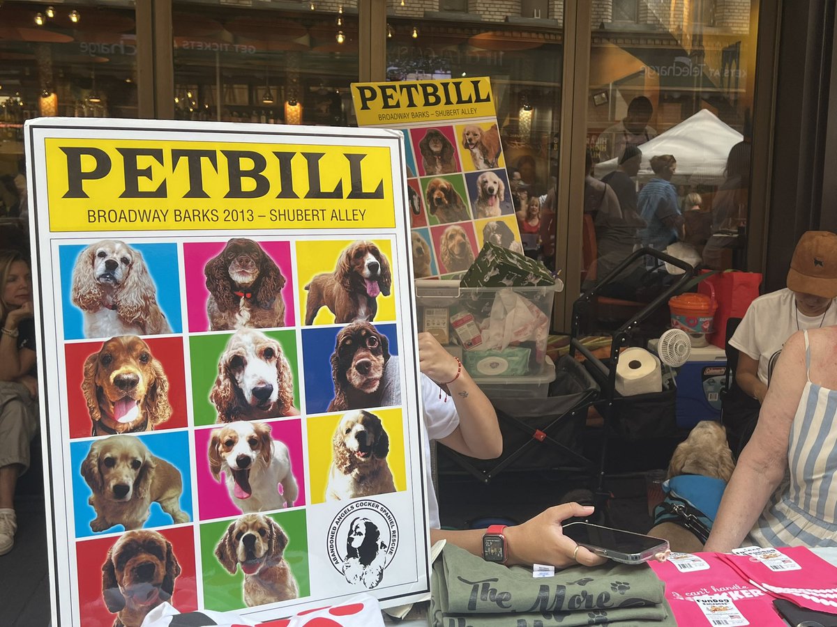 TimesSquareNYC's tweet image. Broadway Barks is back for it’s 26th year! 🐶🎉
#nyc #broadway #broadwaybarks #broadwaycares