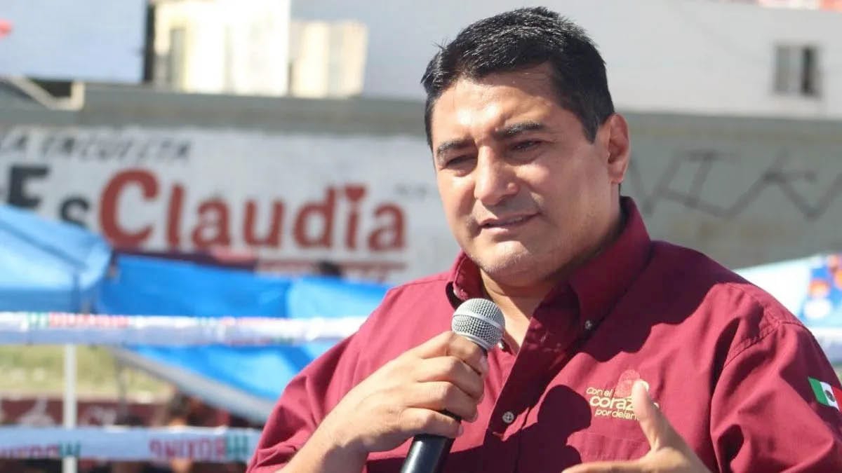 Erik el “Terrible” Morales sale del Ayuntamiento de Tijuana acusado otra vez de abuso sexual zetatijuana.com/2025/07/erik-e… a través de @ZetaTijuana