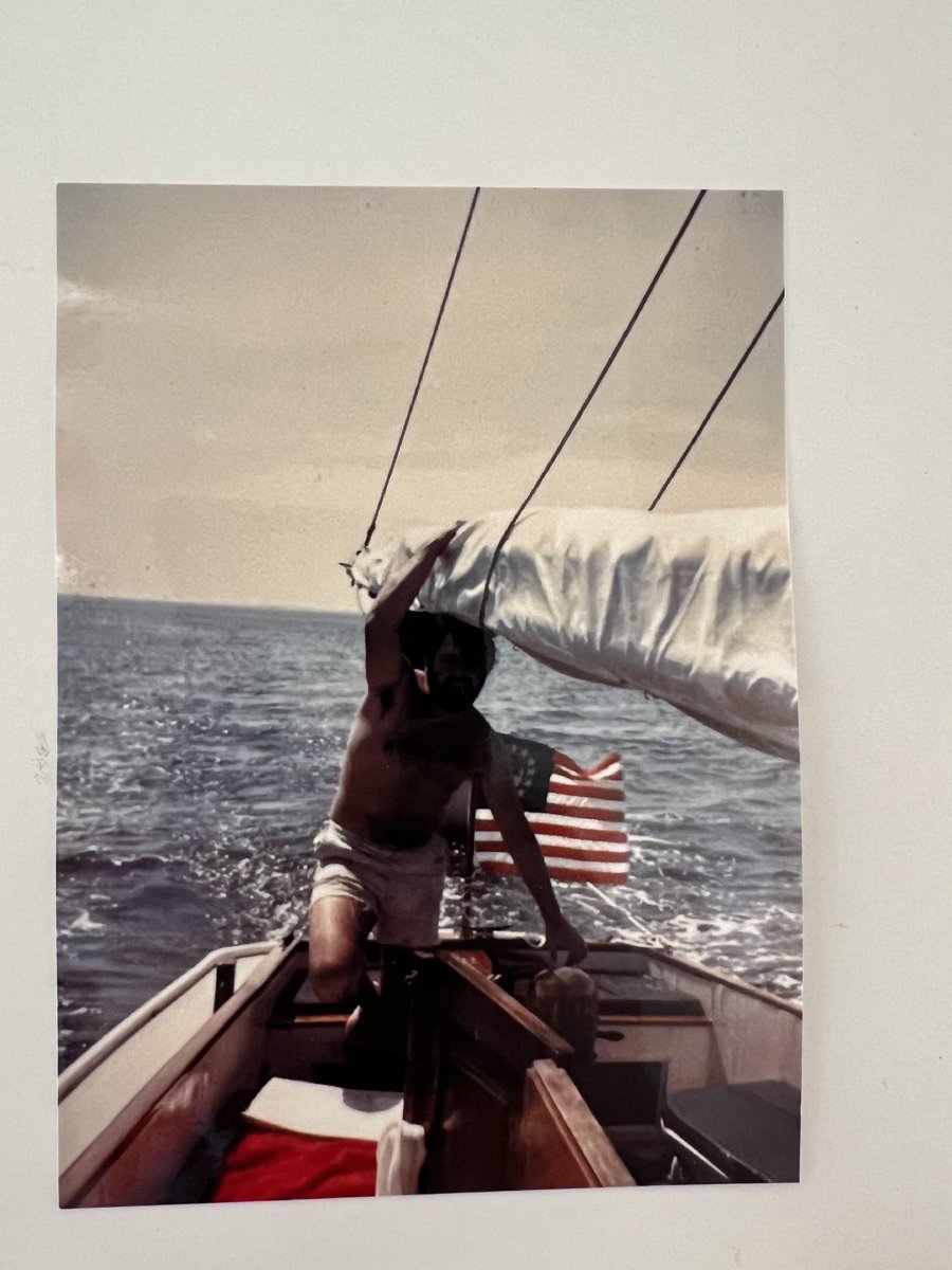 MartijnRasser's tweet image. We had a wonderful memorial service for my father-in-law today. Outdoorsman, artist, sailor, farmer—the ultimate renaissance man.