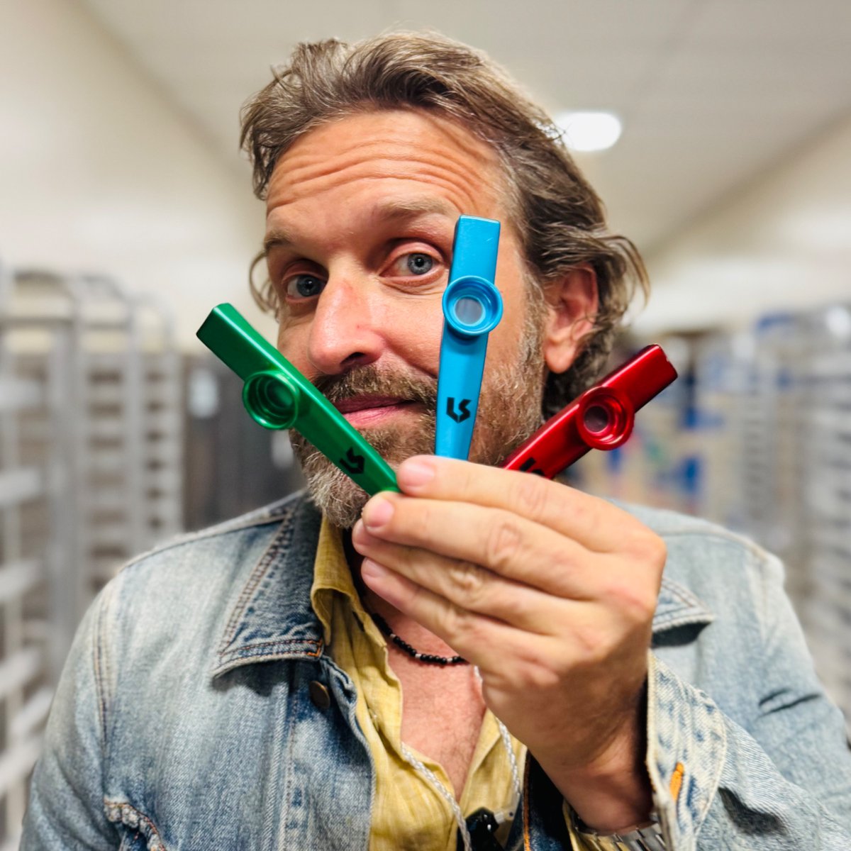 Pick up your kazoos for tonight’s show in Novi MI from our merch table! <a href="/CreationEnt/">Creation Entertainment</a> #SPNNovi #SPNFamily #spnfamilyforever #medicated