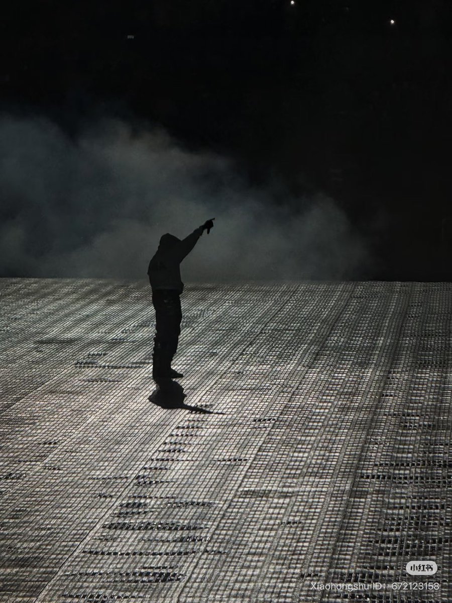 Kanye West performed solo with no back up dancers, props, or band.  He still sold out a 70,000 capacity stadium in Shanghai, China.