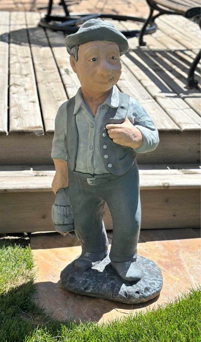 Concerned_YXE's tweet photo. Yo @RobSchneider,

Dis you? If I got it would you autograph it for me? https://t.co/WXP3TOz74u