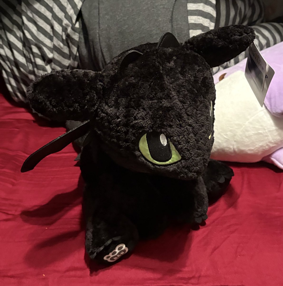 bf got me a plushy with a voice memo telling me that they love me and that im their #1 im gonna throw up /positive