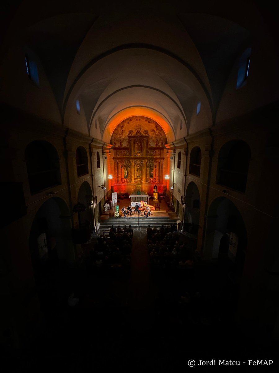 🎶 Avui a Esterri d’Àneu hem viscut una nit intensa amb Tiento Nuovo i la força del segle XVII.

🎼 Música de Rosenmüller, Schmelzer, Bertali i Falconieri amb emoció, contrast i virtuosisme.

Gràcies per ser-hi una vegada més! 🙌

El #FeMAP2025 no s’atura!