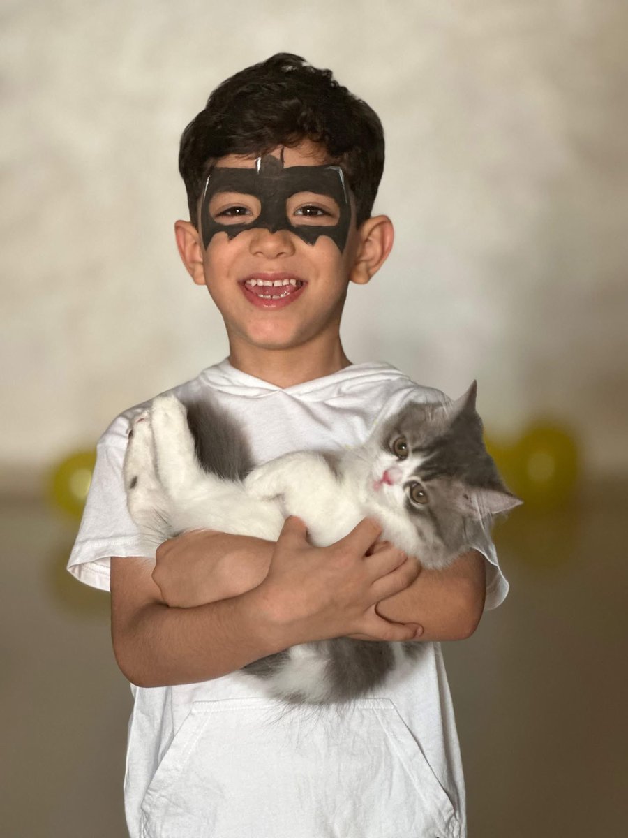 محمود القريناوي طفل صغير بعمر الورد قتله الاحتلال الاسرائيلي دون رحمة!!