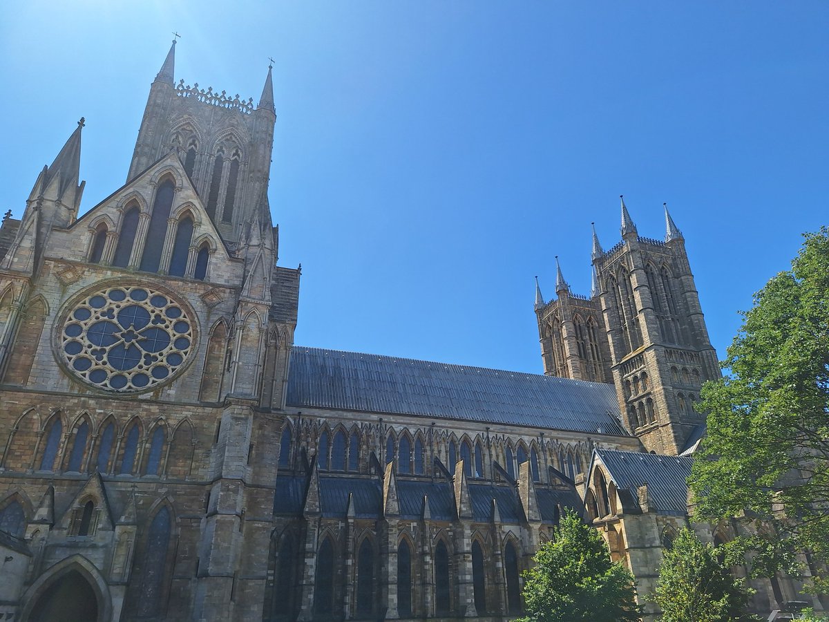 Rob23go's tweet image. When the Sun shines, the world feels a better place.
And when you happen to be in Lincoln, I can't think of a finer place to be. ☀️❤️