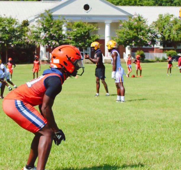 JoNavan Bryant (@jonavanbryant_) on Twitter photo Had a great day at <a href="/uwa_football/">West Alabama FB</a> with my team. Thanks for my coaches putting their trust in me ! <a href="/CoachJayKM/">Kadetrix Marcus</a> <a href="/OC_BrettB/">Brett Bennett</a> <a href="/MikeBennett3610/">Mike Bennett</a> <a href="/Gmagic4/">G_Cowart</a> Had a great day at <a href="/uwa_football/">West Alabama FB</a> with my team. Thanks for my coaches putting their trust in me ! <a href="/CoachJayKM/">Kadetrix Marcus</a> <a href="/OC_BrettB/">Brett Bennett</a> <a href="/MikeBennett3610/">Mike Bennett</a> <a href="/Gmagic4/">G_Cowart</a>