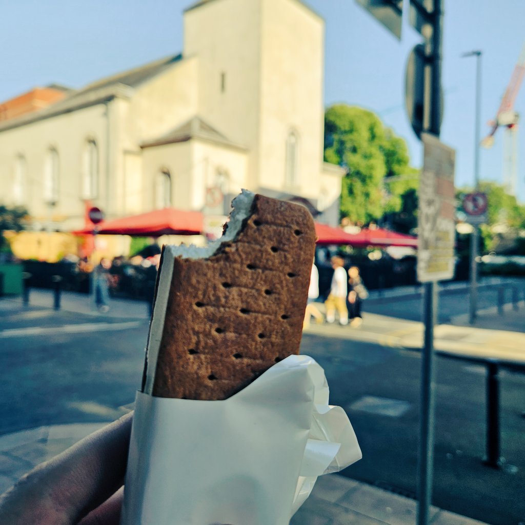 SOCthoughts's tweet image. Never underestimate the Iceberger. It's the Toyota Corolla of ice creams. Reliable, not too many bells & whistles, but always does the job 😎