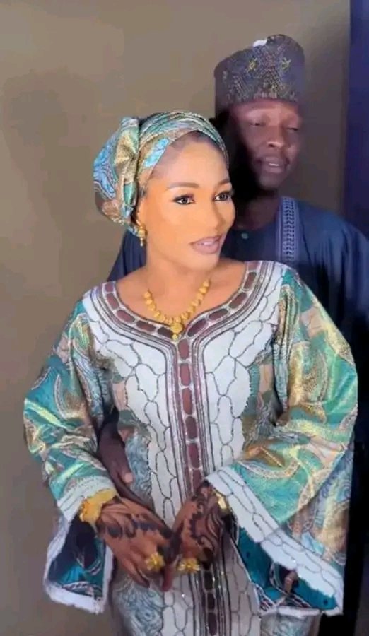 avouvahkhar's tweet photo. Indai Ina Raye Sayyada Sadiya Na Raye.

Banchire Rai Nima Aurenta Zaizo Kaina Ba 🤗 In Akabi A Hankali Kowa Zai Samu. https://t.co/hO6bUklJpg