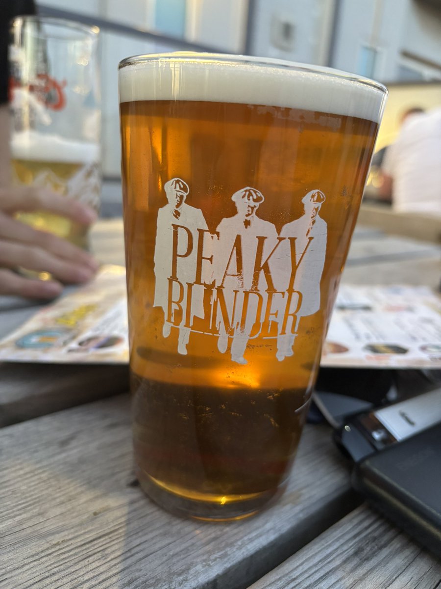 EricBlueMonster's tweet image. So… ummm… beer festival update…

this glass might get liberated from this bar…